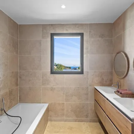 Villa Capucine - Modern Antibes